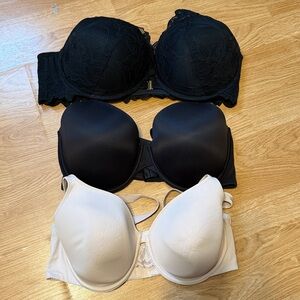 Women’s 40D/42D Bra Set